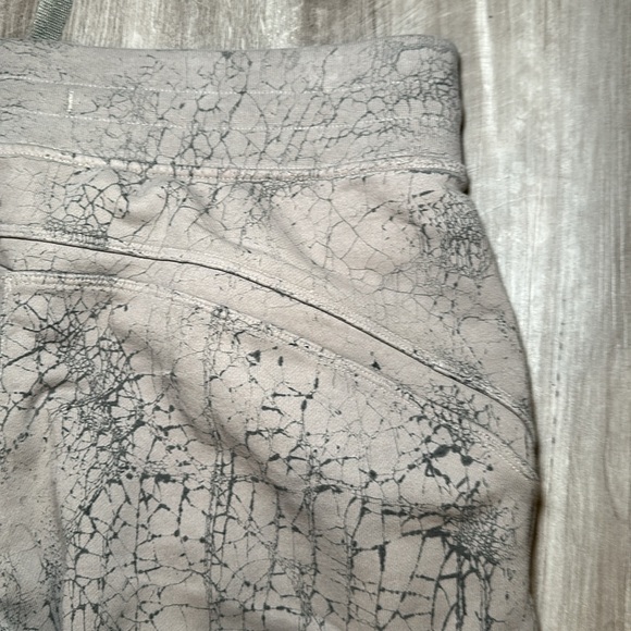 Lululemon Warm Down Thread Dye Joggers - 12 - Picture 5 of 8